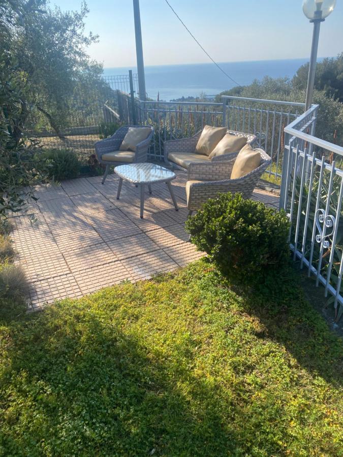 Villa Casa Vista Mare - Superb Garden And Parking Included Imperia Exterior foto