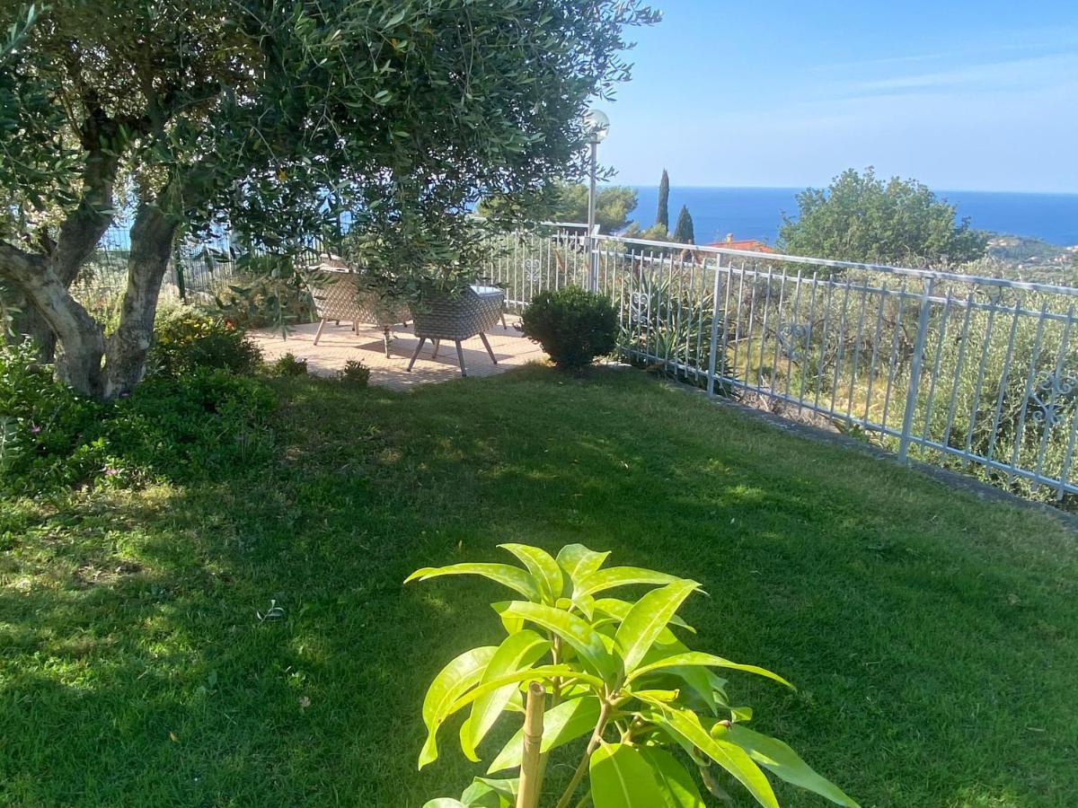 Villa Casa Vista Mare - Superb Garden And Parking Included Imperia Exterior foto