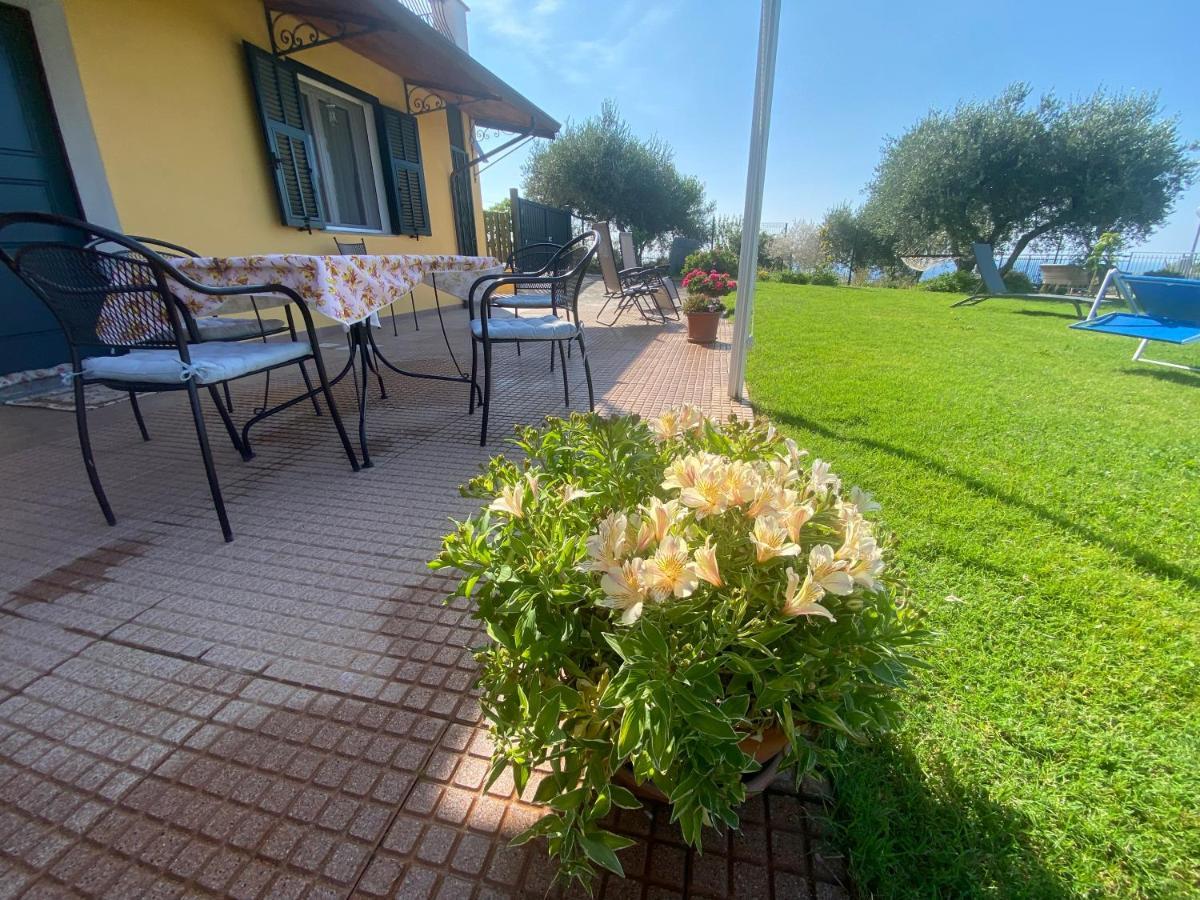 Villa Casa Vista Mare - Superb Garden And Parking Included Imperia Exterior foto