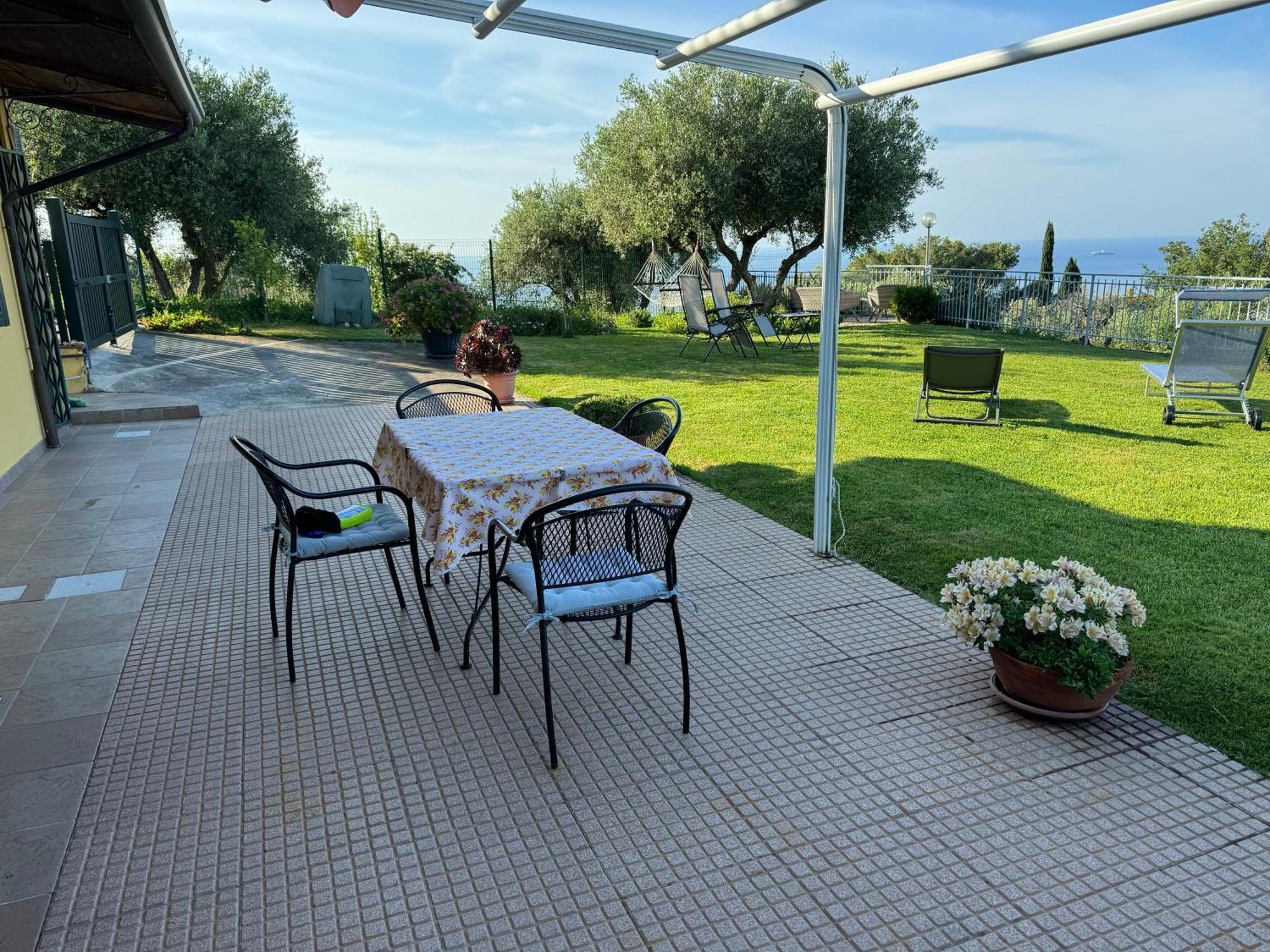 Villa Casa Vista Mare - Superb Garden And Parking Included Imperia Exterior foto